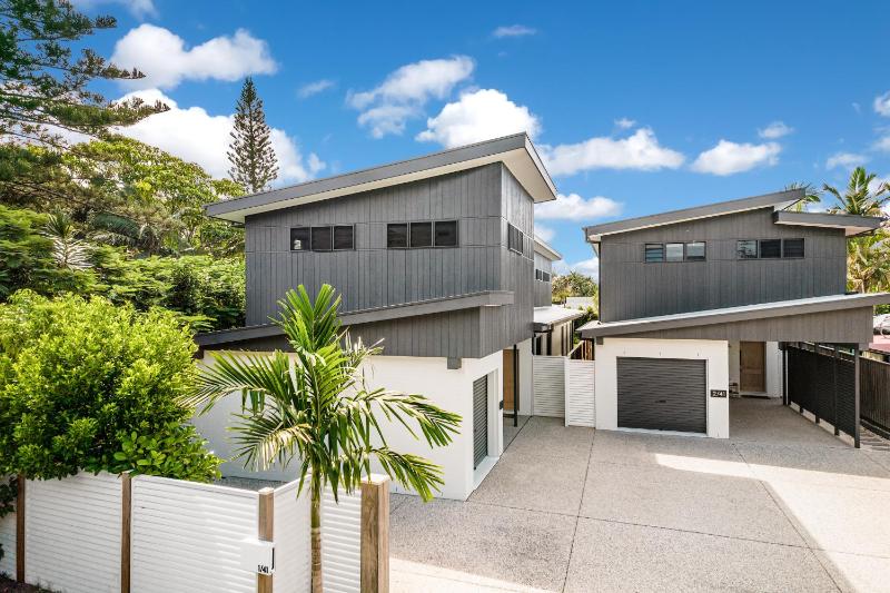 Byron Bay Holiday Homes - Suffolk Beach Retreat - image 5