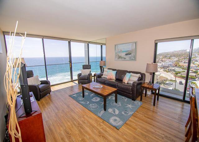 Two-Bedroom Apartment image 3
