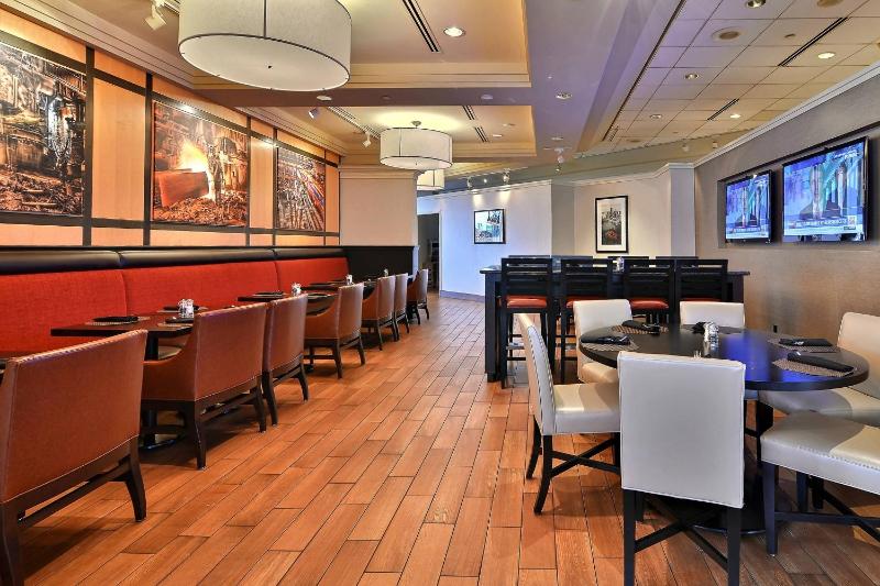 Pittsburgh Marriott City Center - image 9
