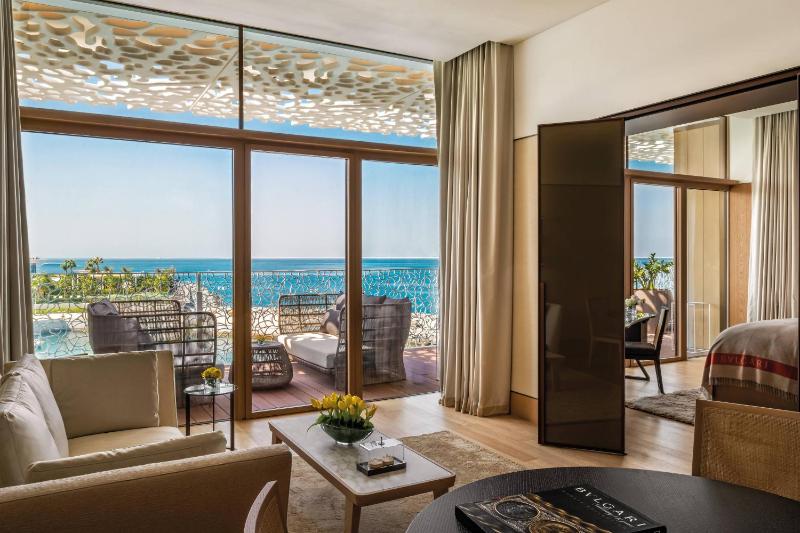 Junior King Suite with Balcony image 1