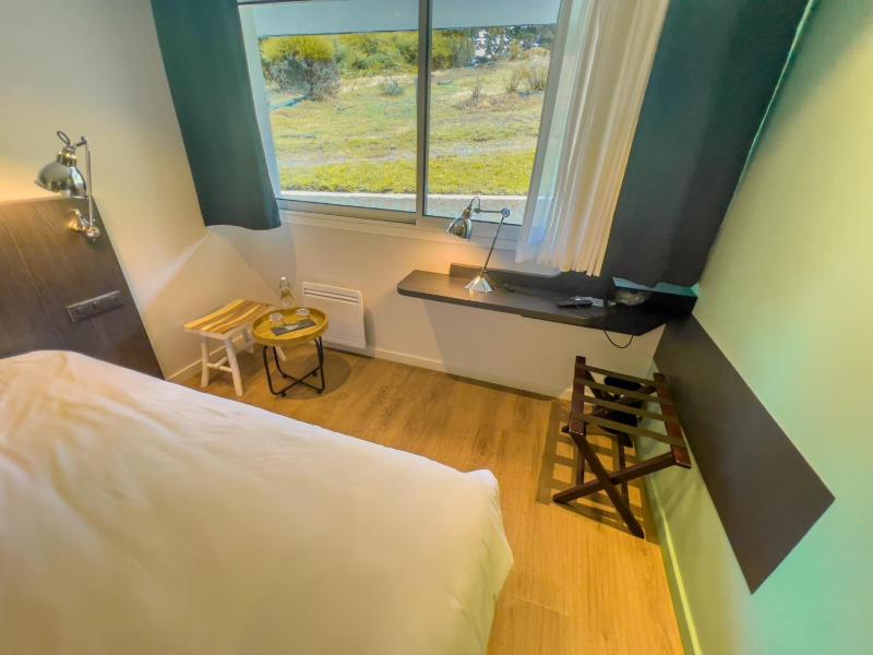 Standard Double Room image 3