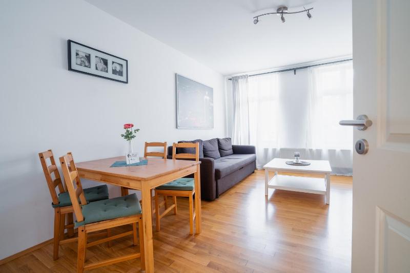 Superior Apartment - d image 1