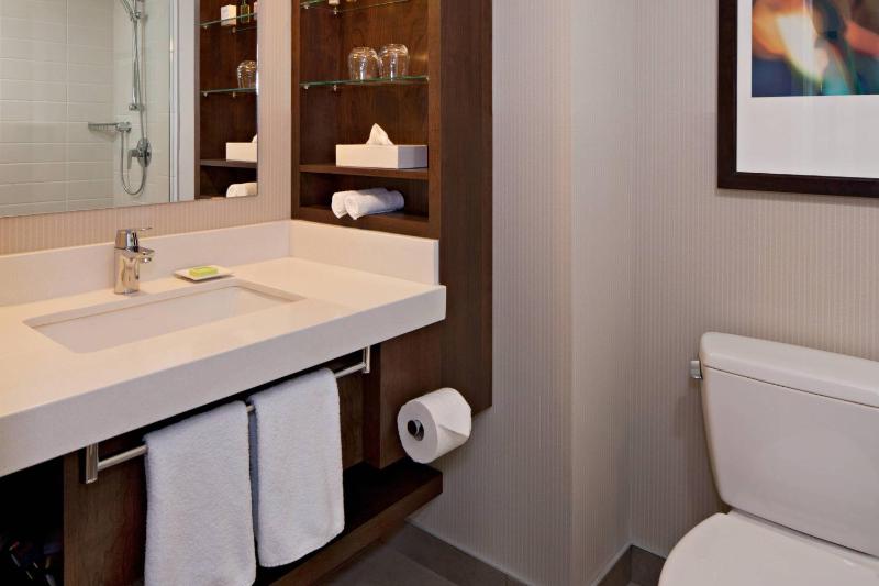 Delta Hotels Edmonton South Conference Centre - image 49