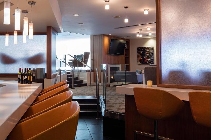 Delta Hotels Edmonton South Conference Centre - image 48