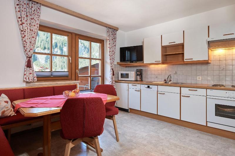 Two-Bedroom Apartment image 4