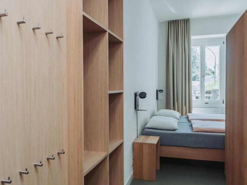 Quadruple Room with Shared Bathroom image 3
