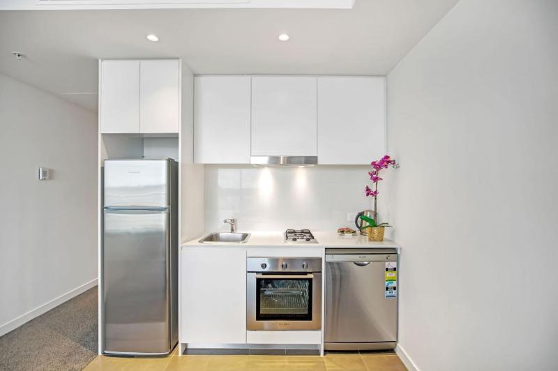 Hidden gem studio in the heart of Chatswood - image 6