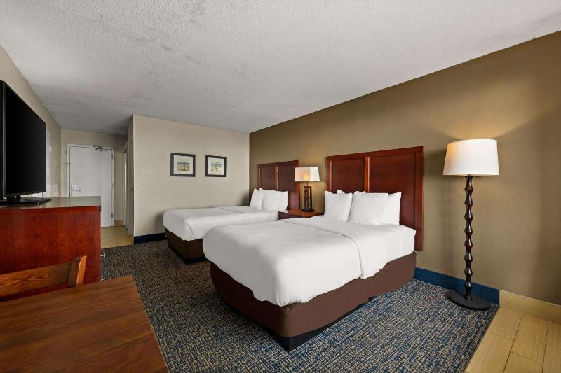 Comfort Inn On The Ocean - image 5