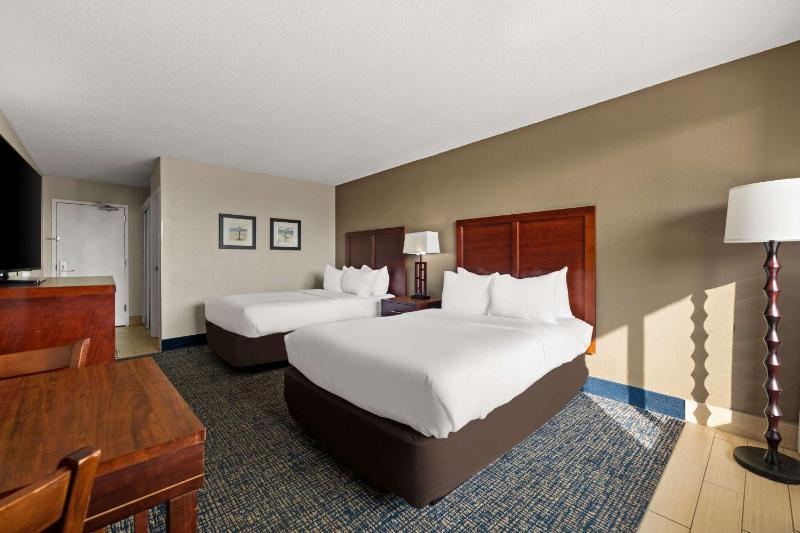 Comfort Inn On The Ocean - image 46