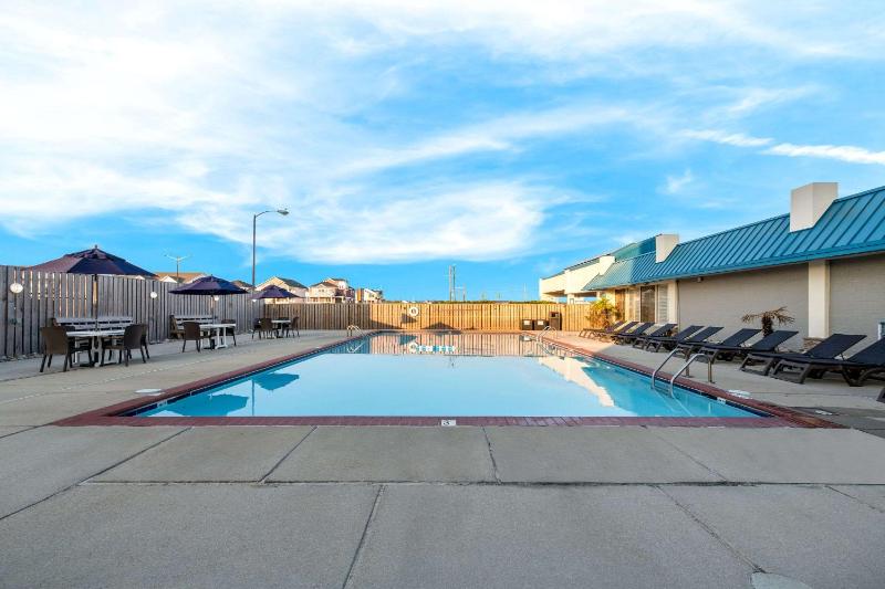 Comfort Inn On The Ocean - image 2