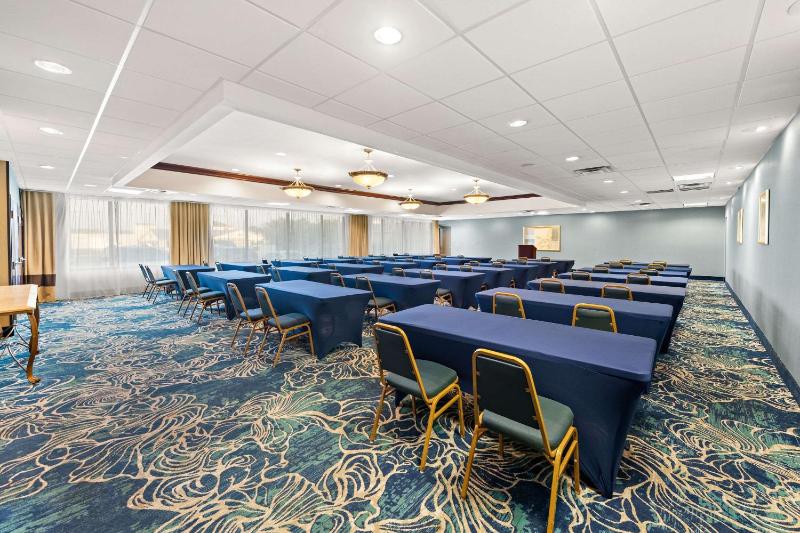 Comfort Inn On The Ocean - image 6