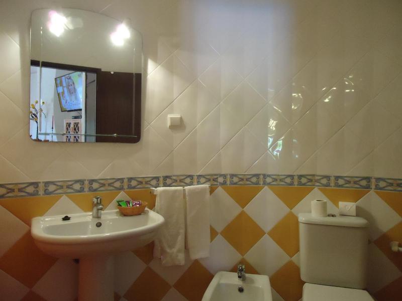 Studio with Balcony and Sea View (3 Adults) image 2