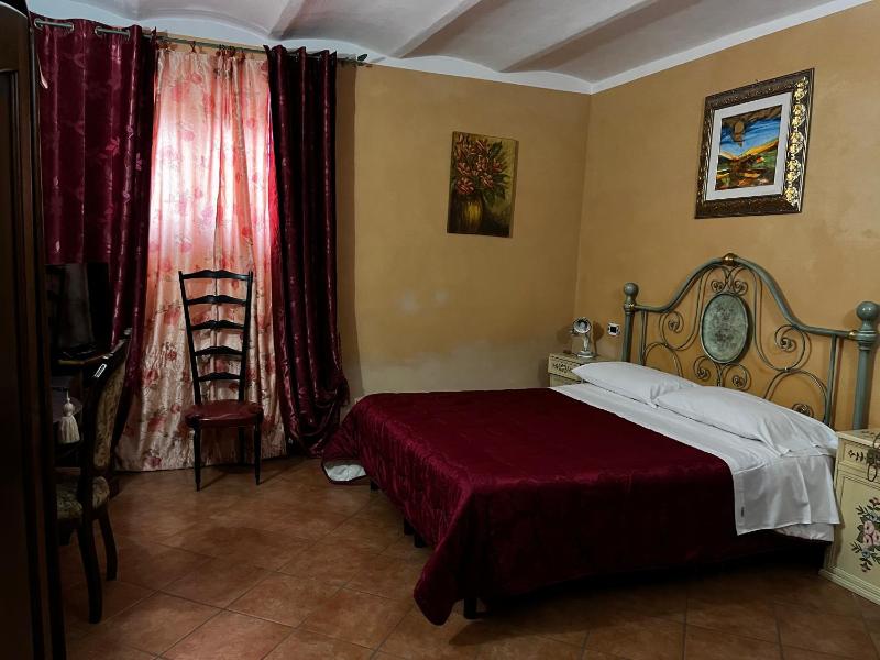 Double or Twin Room with Private Bathroom image 1