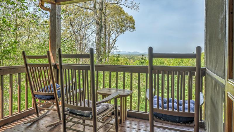 Adventure Us- Aska Area Lake Views Dog Friendly - image 8