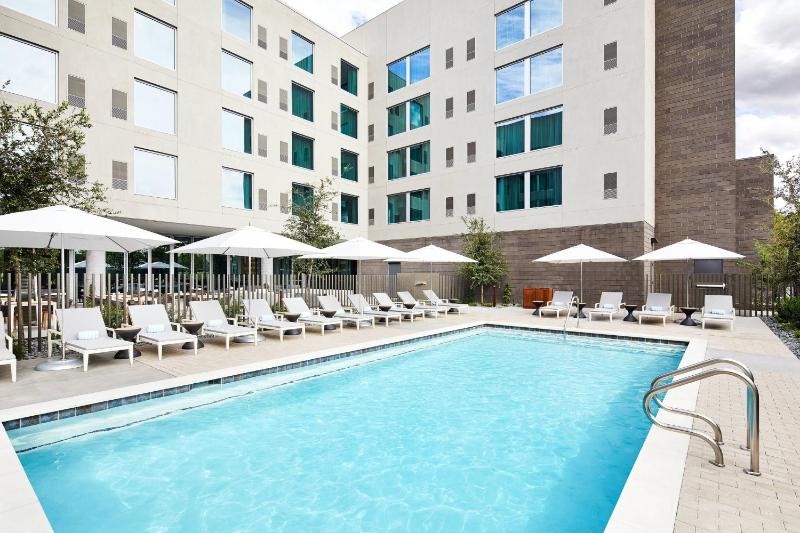 AC Hotel Phoenix Biltmore - image 8