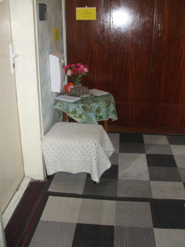Twin Room image 1