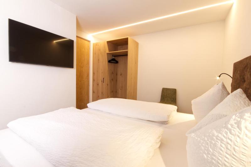 Two-Bedroom Apartment image 3