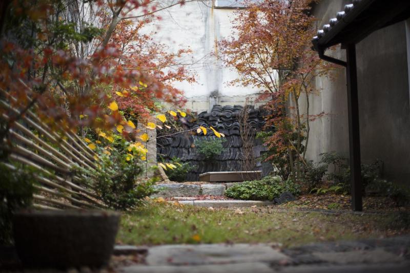 Shirafuji-an Modern Private Machiya in Central Kyoto - image 2