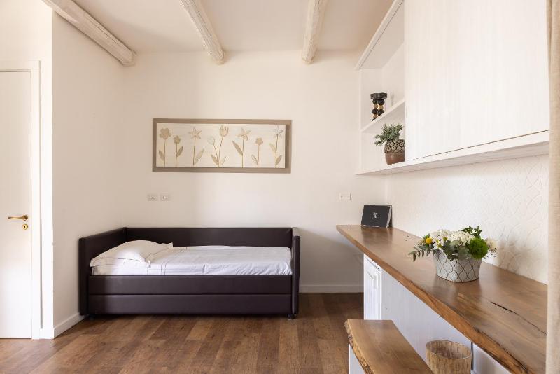 Triple Room (3 Adults) image 1