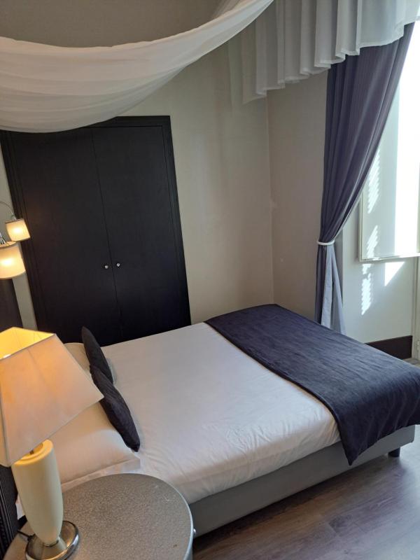 Economy Double Room image 2