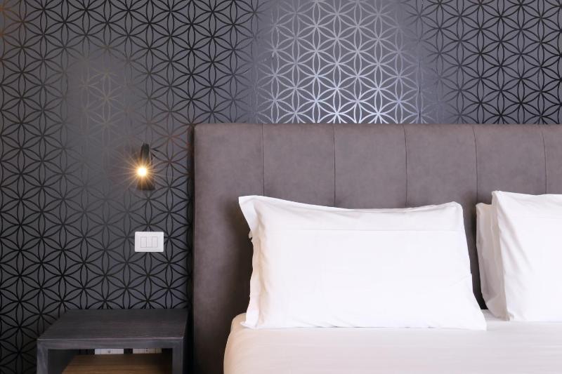 Standard Double Room image 4