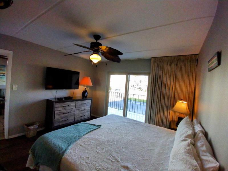 Beachview 206 Condominium Condo - image 22