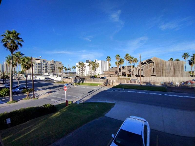 Beachview 206 Condominium Condo - image 30