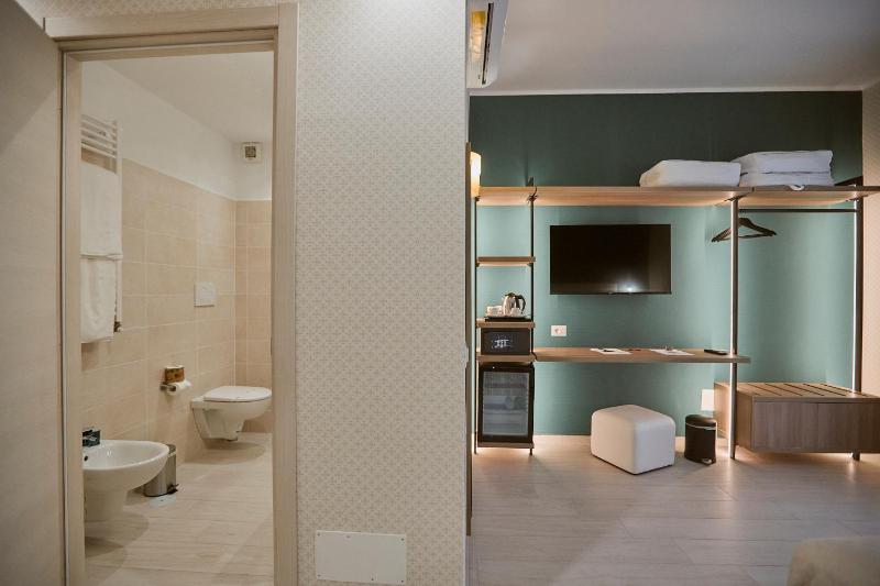 Castrichella Smart Boutique Hotel Rome Airport - image 48
