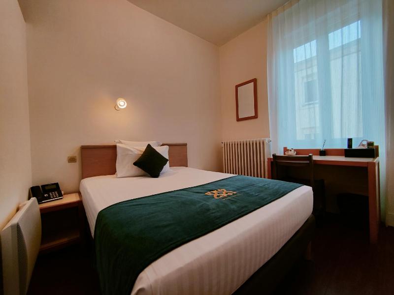 Budget Single Room image 2