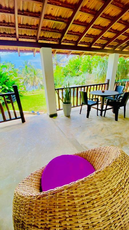 Emma's Sea View - image 45