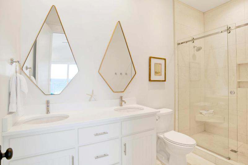 Seaside East 12 Bdrm 115 Bath Private Pools Sleeps 36 - image 40