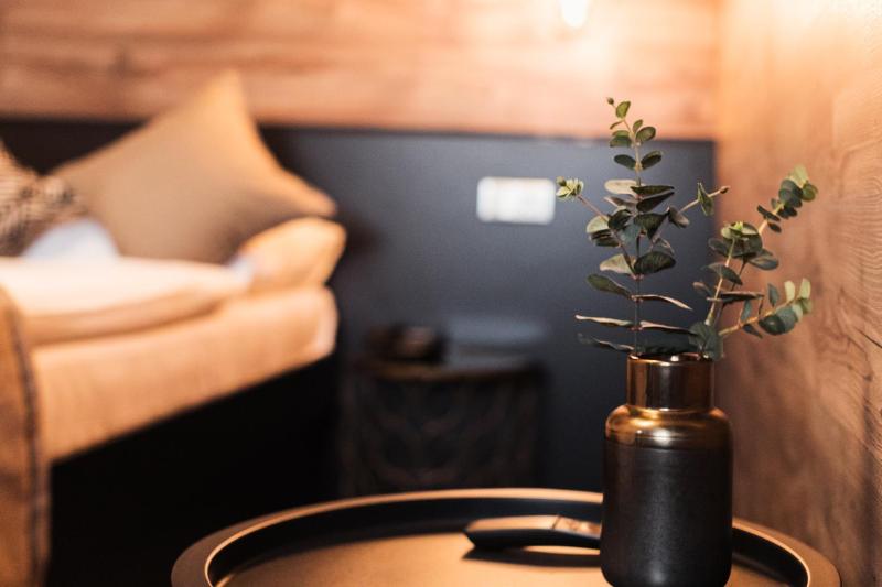 Business Single Room image 3