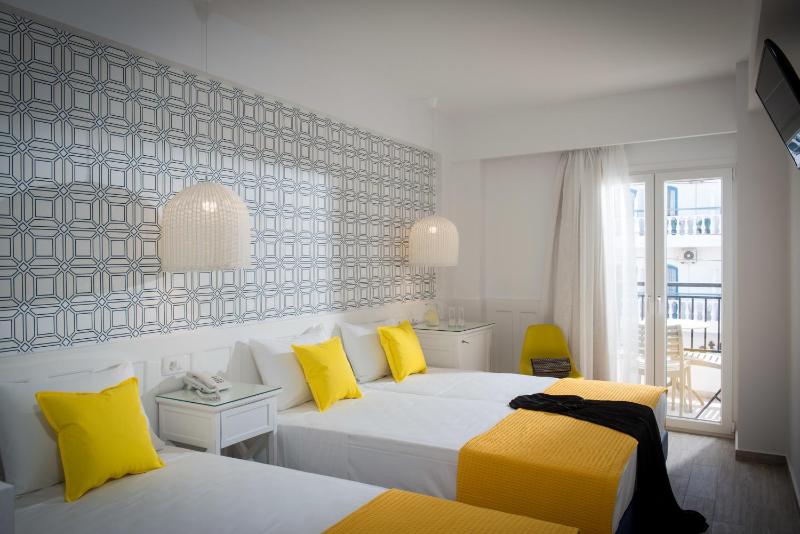 Mari Kristin Beach Hotel - image 29