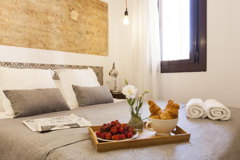 Two-Bedroom Apartment with Balcony image 3