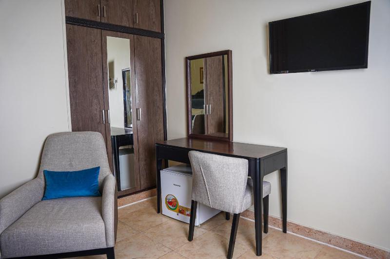 Standard Double Room image 4