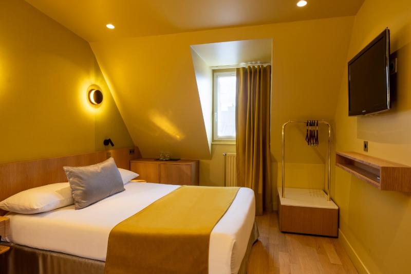 Standard Double Room image 1