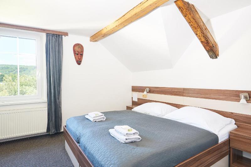 Standard Double Room image 1