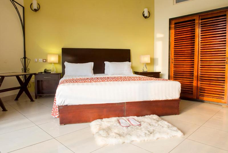 Double Room with Garden View image 1