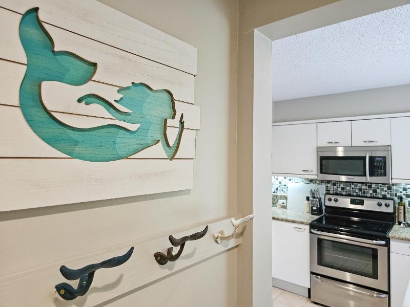 8C West Hyde Park villa - image 28