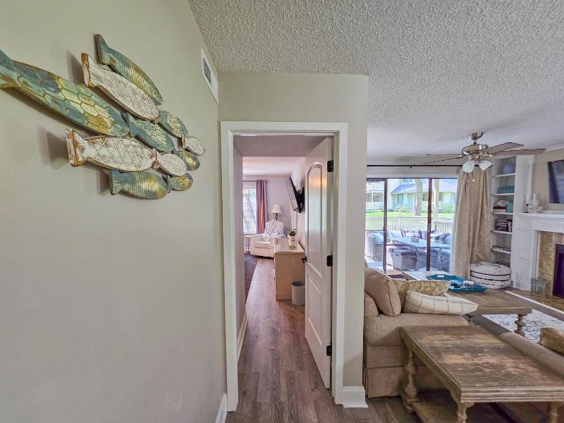 8C West Hyde Park villa - image 34