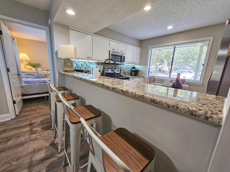 8C West Hyde Park villa - image 25