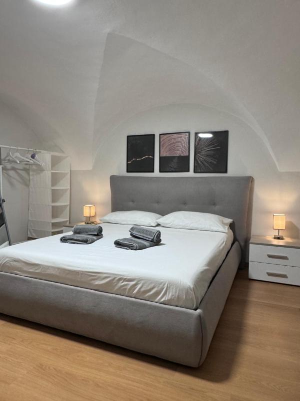 Almond Apartment Catania - image 43