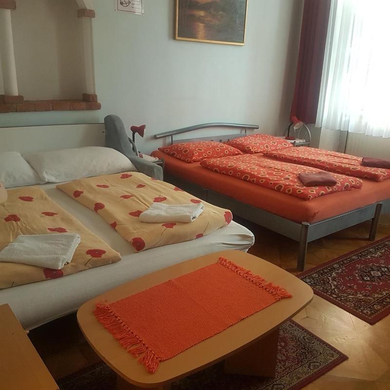 HappyHostel - image 15