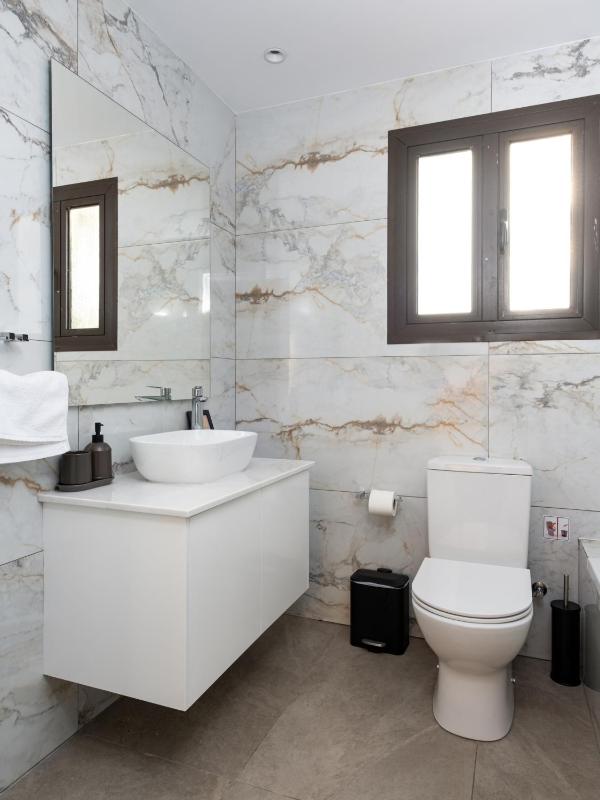 Cocoon Ocean Villa Luxury Escape - image 12