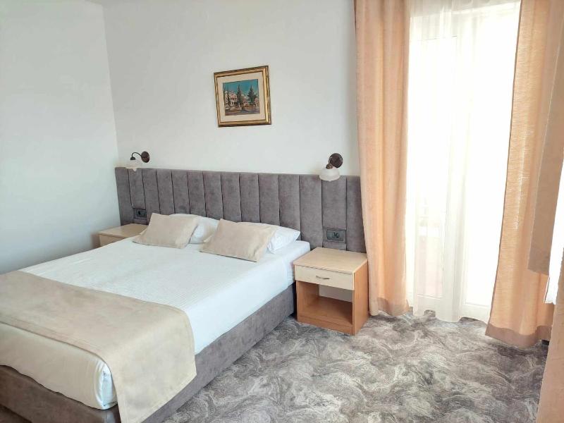 Twin/Double Room image 1
