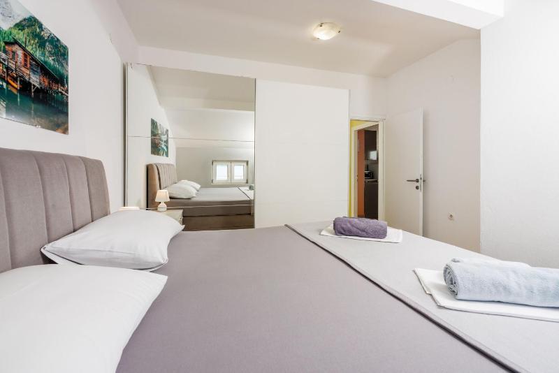 Apartment Davor - image 2