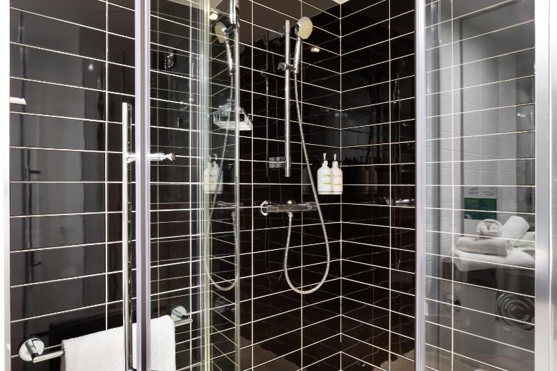 Standard Room image 2