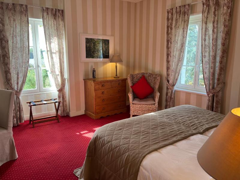 Charm Double Room image 1