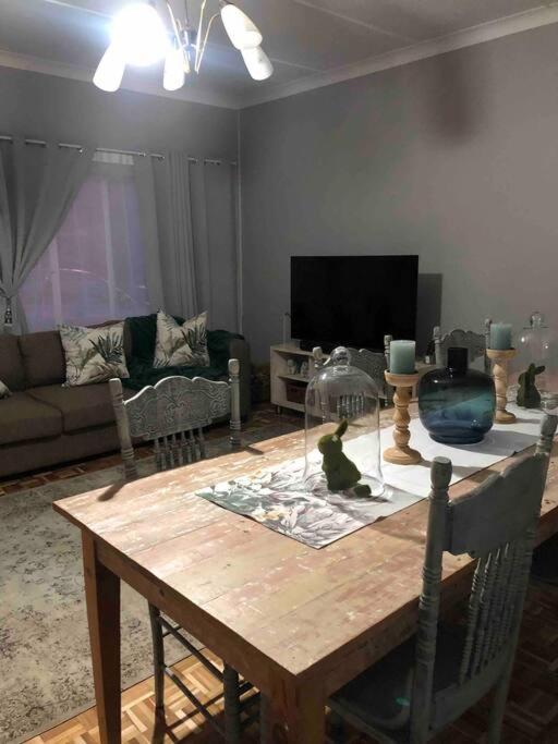 Fynbos Suite - image 9