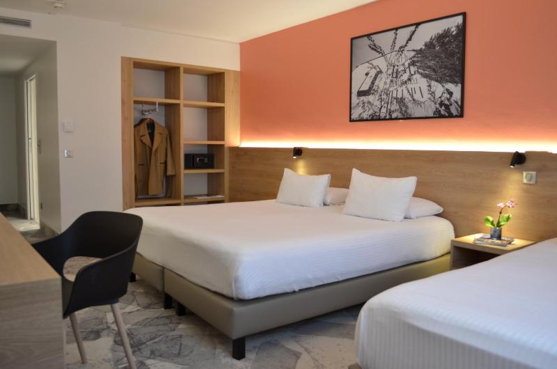 Hotel des Congres - image 23